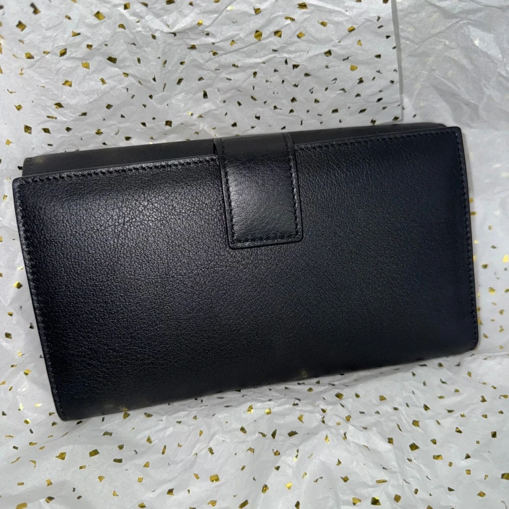 Fendi Roma Black‎ Leather Authentic Continental Wallet Clutch Gold Hardware